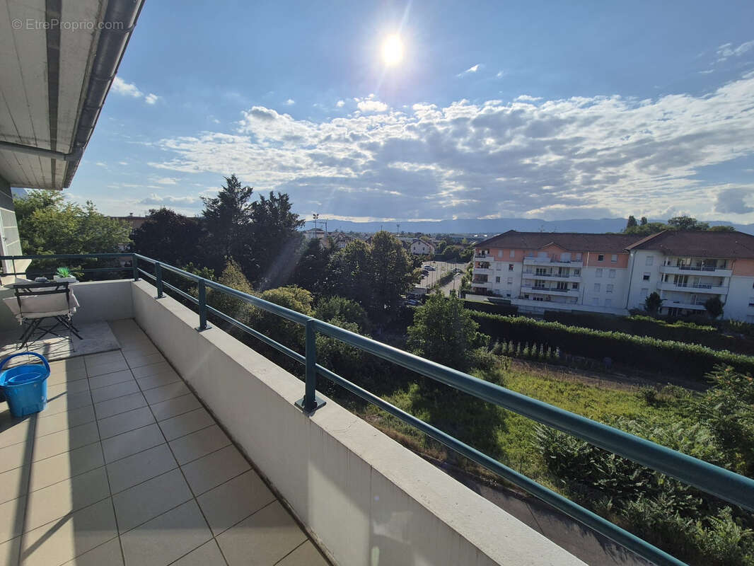 Appartement à VILLE-LA-GRAND