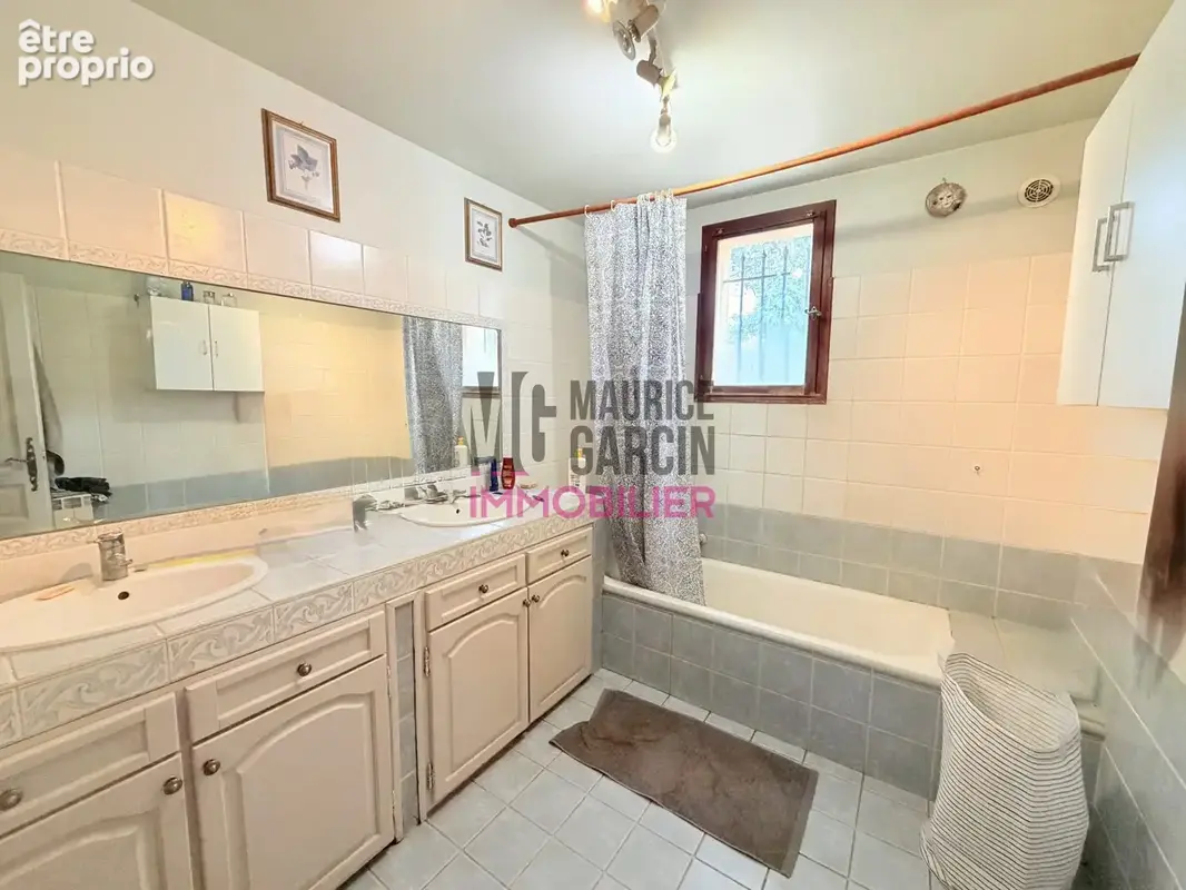 Maison 95 m² à Maillane  - photo 6