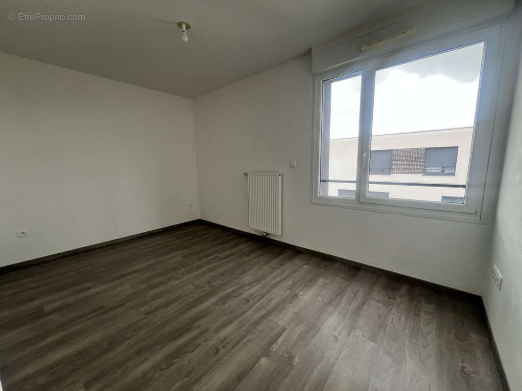 Appartement à BEZANNES