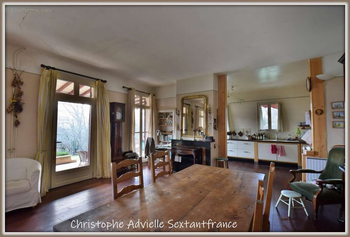 Immense maison de Maître avec sa maison d'amis et ses dépendances sur parc de 8 HA sur Bergerac - photo 7