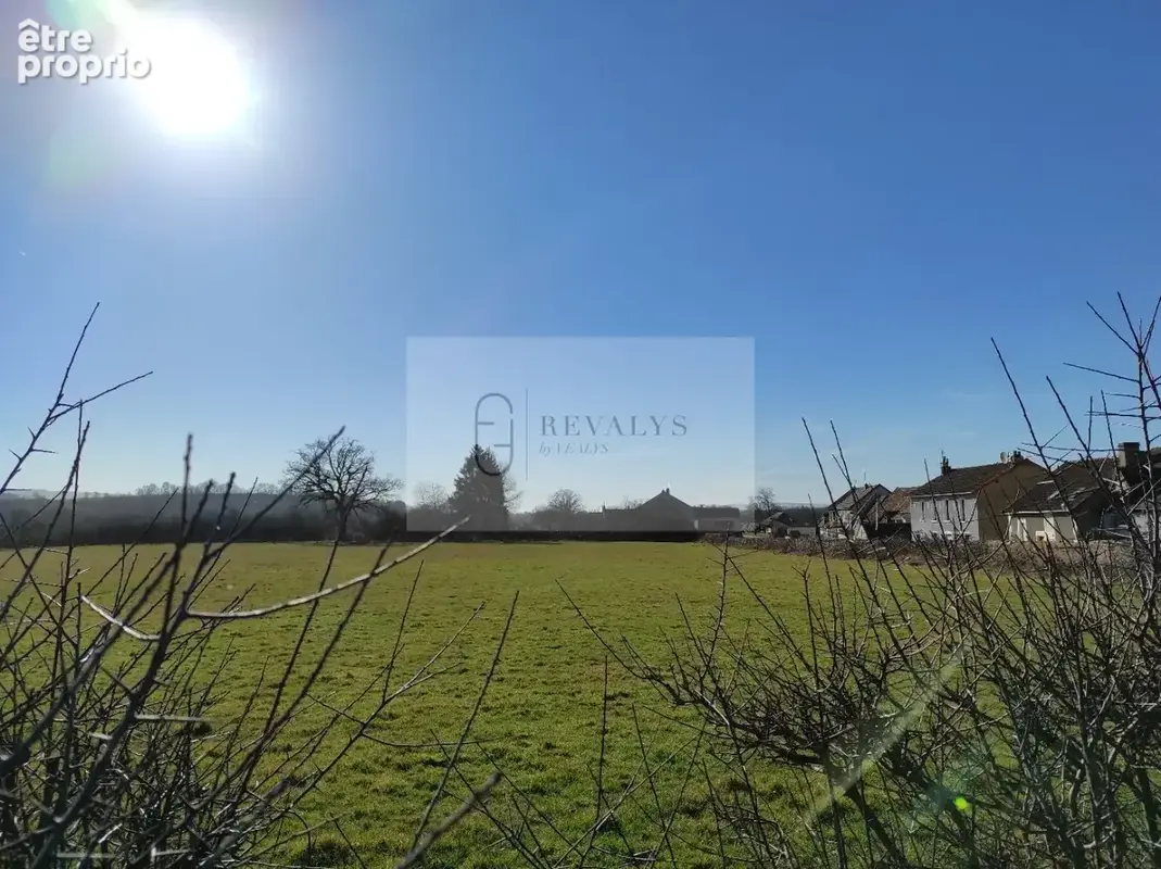 Secteur AUTUN Dracy St Loup 71400 Terrain 12.000 m2 Constructible sur 3.300 m2 - photo 4