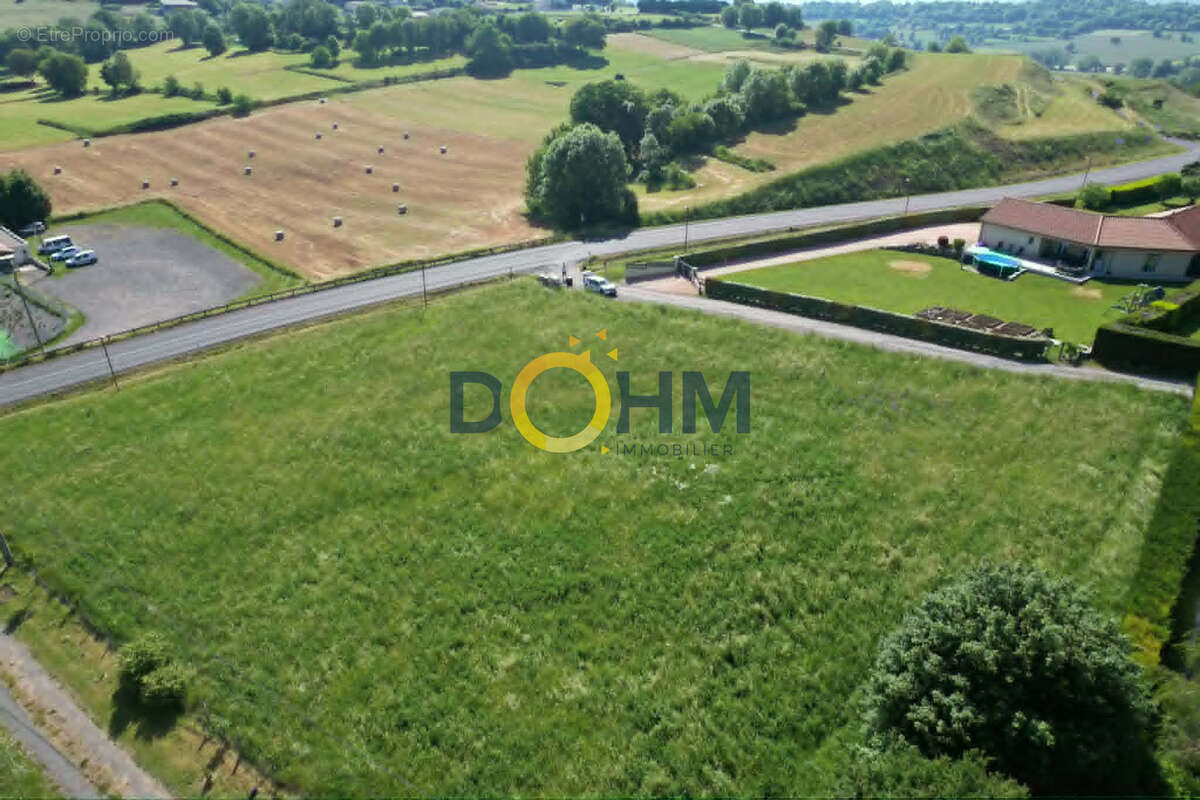 Terrain constructible 1667m2 - photo 2