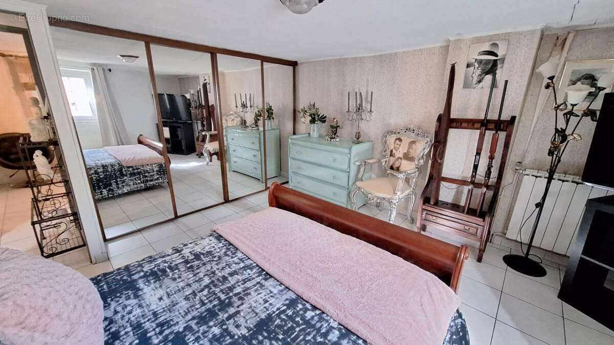 Appartement à MARSEILLE-11E