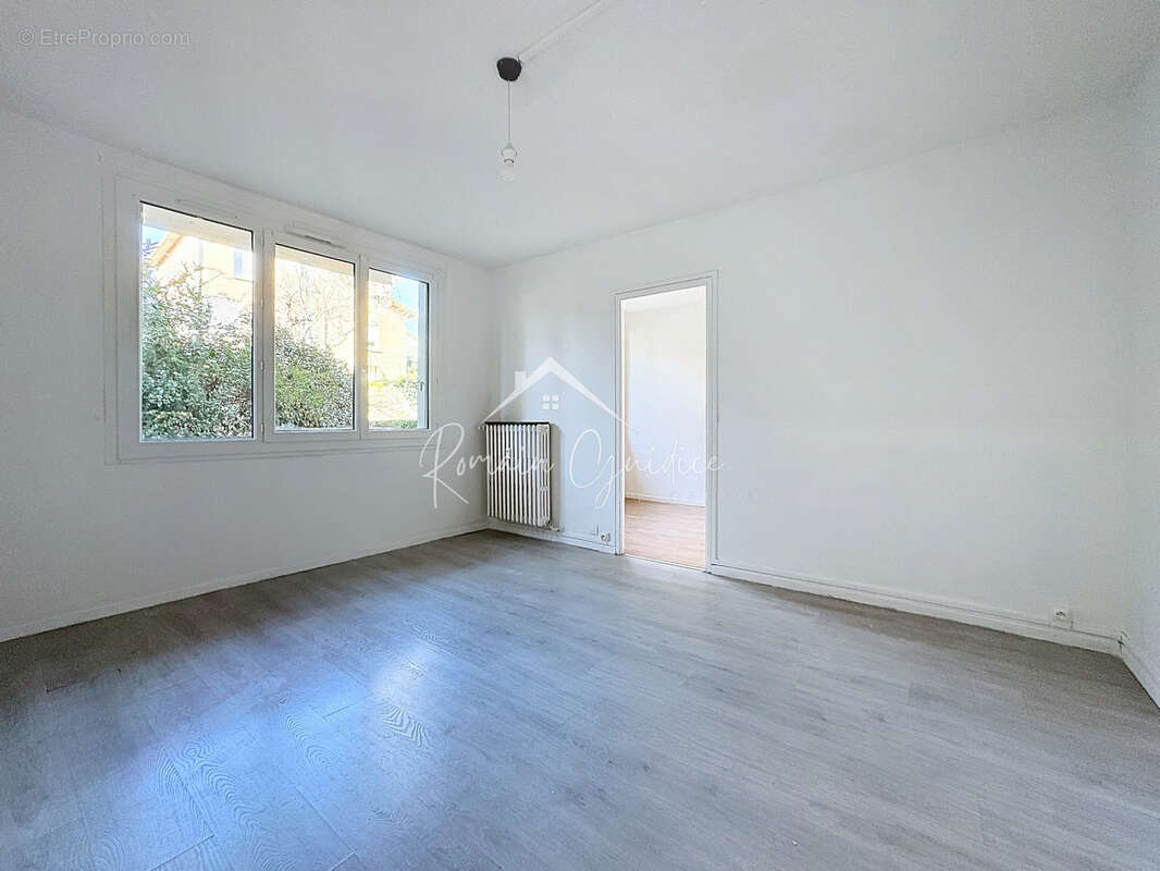 Appartement f3 62 m2 en rez-de-chaussée - photo 4