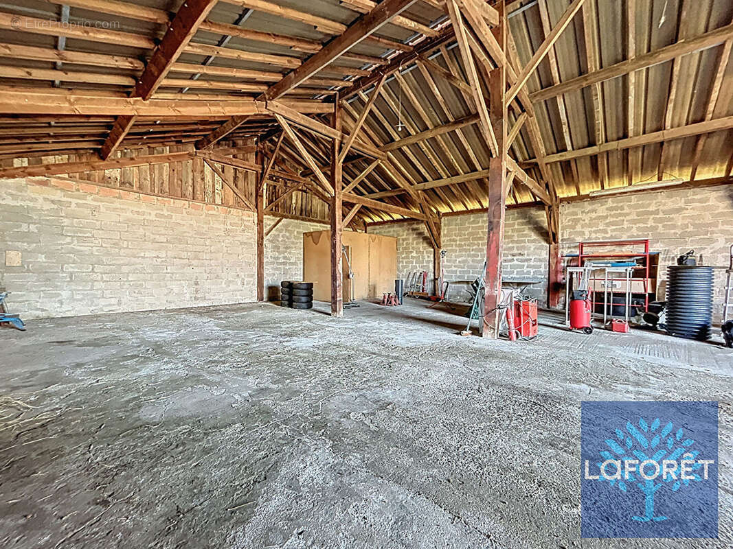 Commerce à TERCIS-LES-BAINS