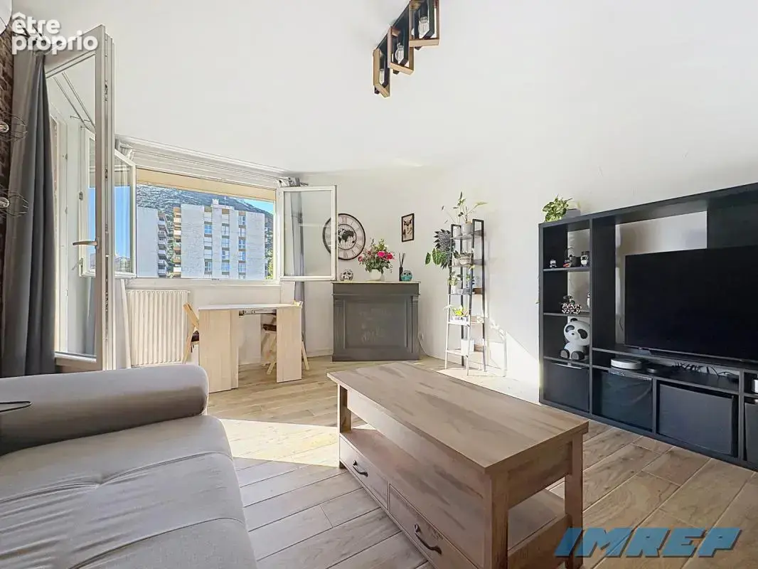 Appartement 3 pièces 68 m² à vendre à Marseille-11e (13011) - photo 2