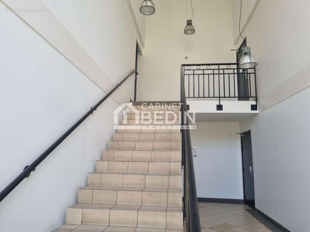 Appartement à FARGUES-SAINT-HILAIRE