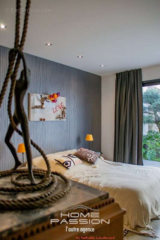 Maison à MORNAC-SUR-SEUDRE