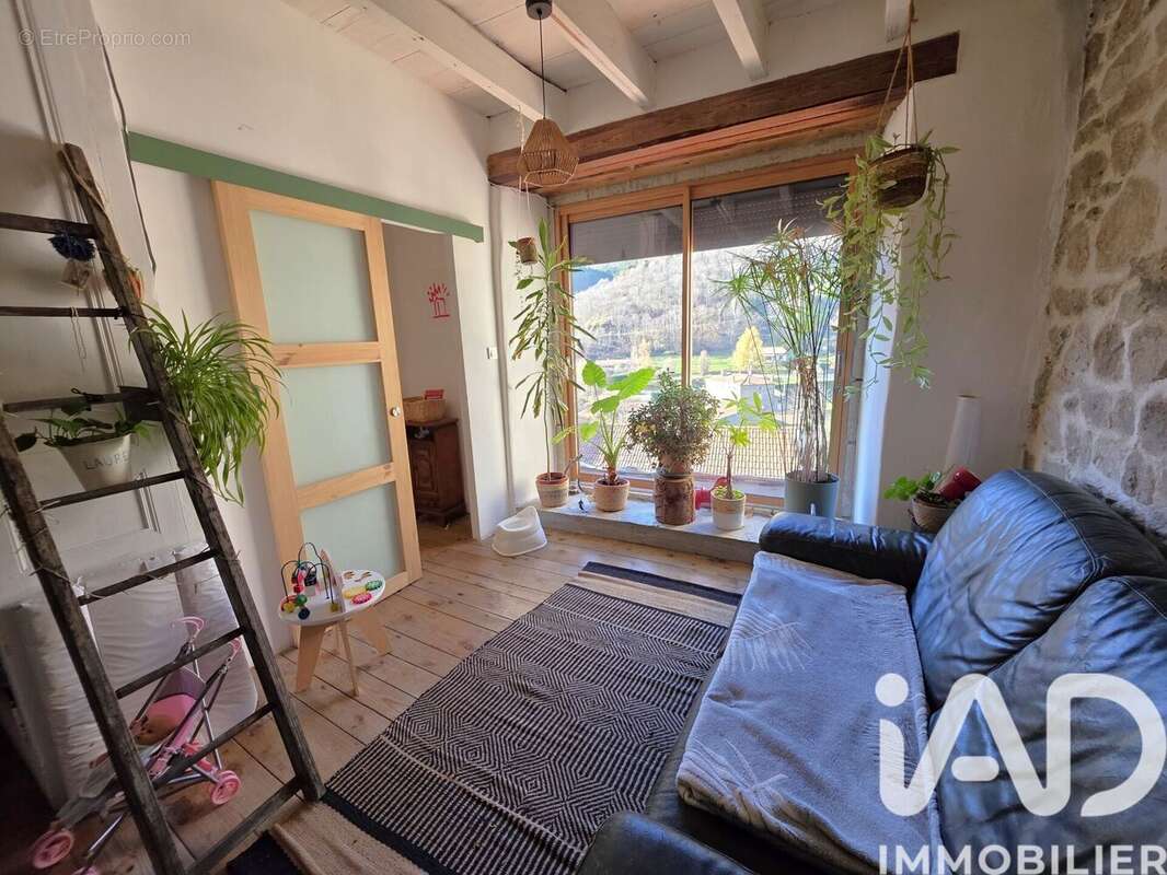 Photo 4 - Maison à SAINT-JULIEN-VOCANCE