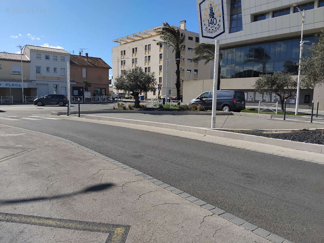 Commerce à LE GRAU-DU-ROI