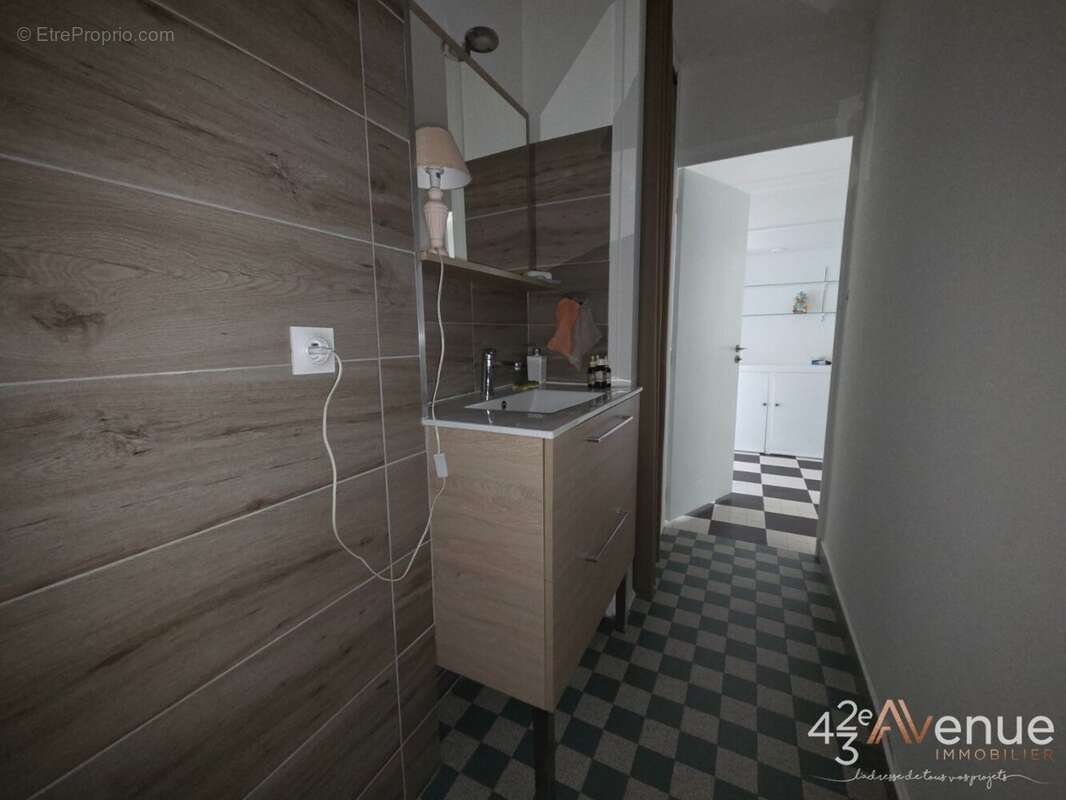 Appartement à SAINT-ETIENNE