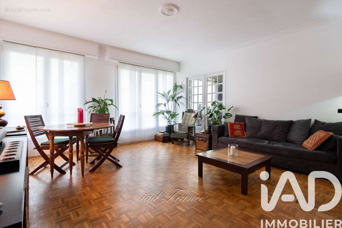 Photo 2 - Appartement à MARLY-LE-ROI