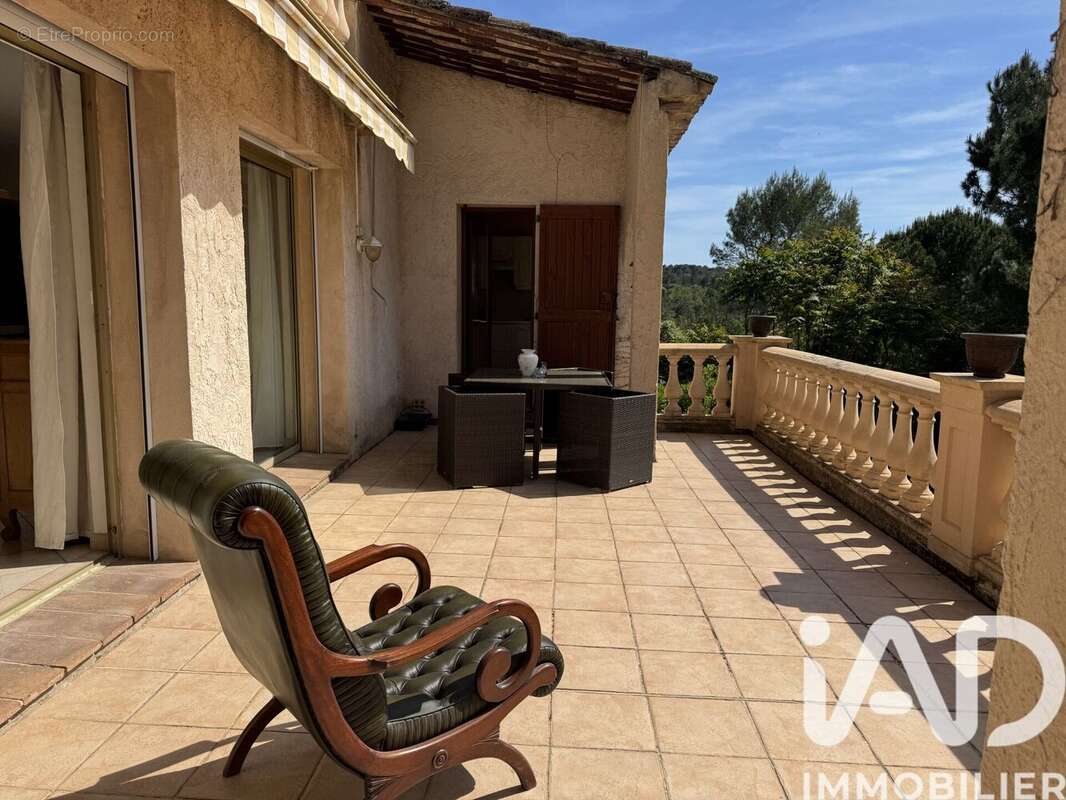 Photo 8 - Maison à ROQUEFORT-LES-PINS