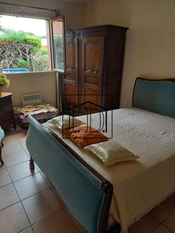 Chambre 1 - Maison à LE SOLER