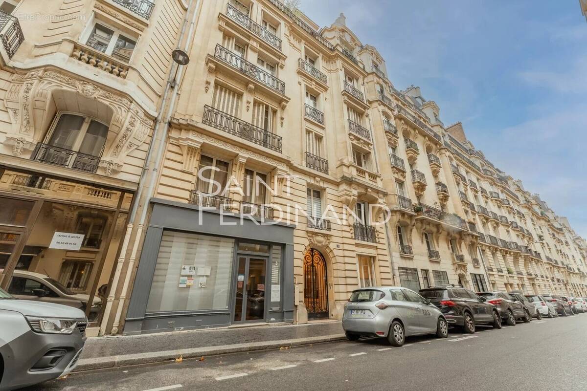 Commerce à PARIS-17E