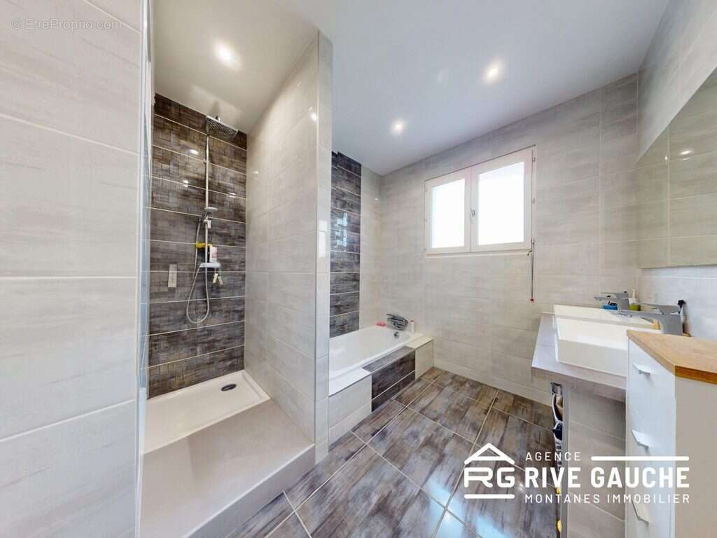 Maison à BOUGE-CHAMBALUD