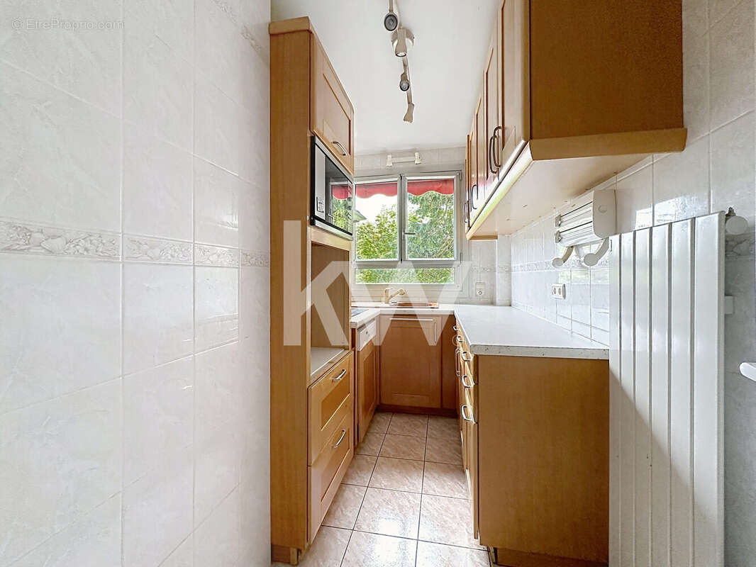 Appartement 65 m² à Rueil-Malmaison  - photo 4
