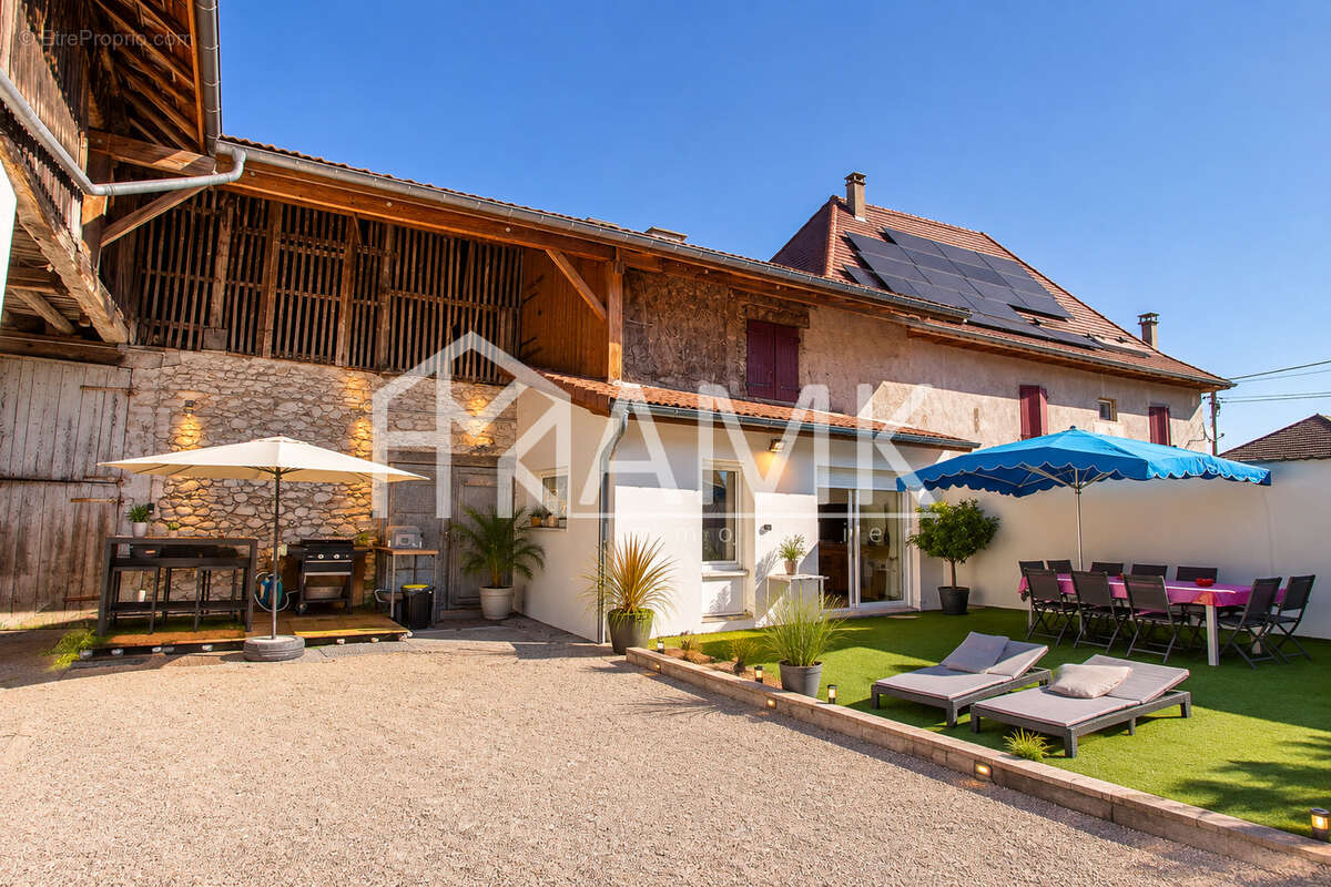 Maison à IZEAUX