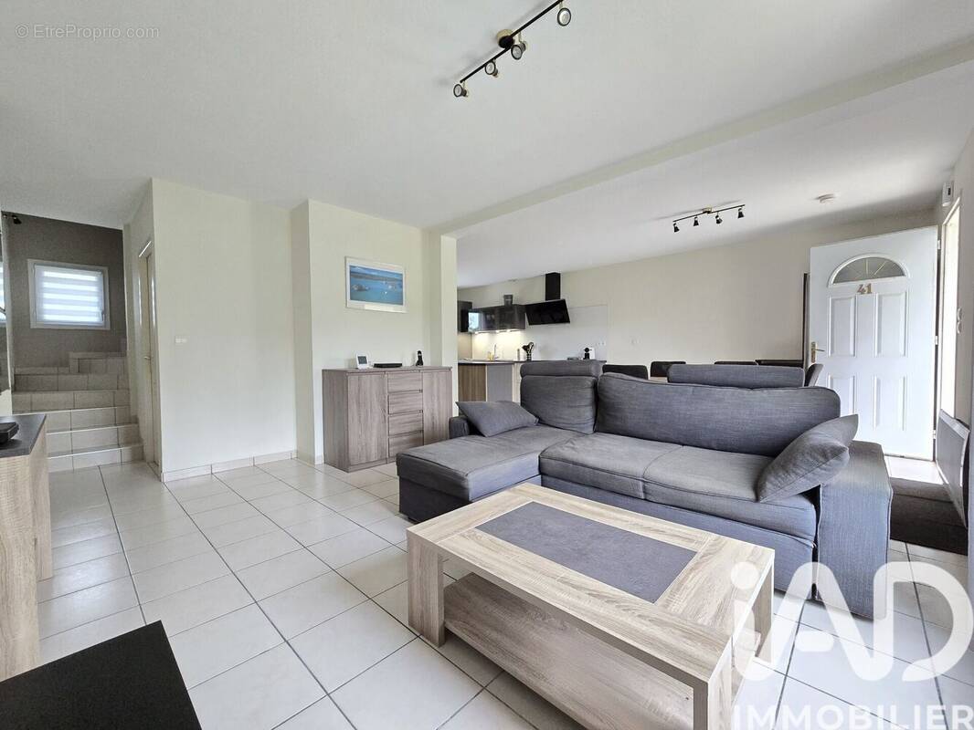 Photo 1 - Maison à SAINT-QUENTIN-DE-BARON