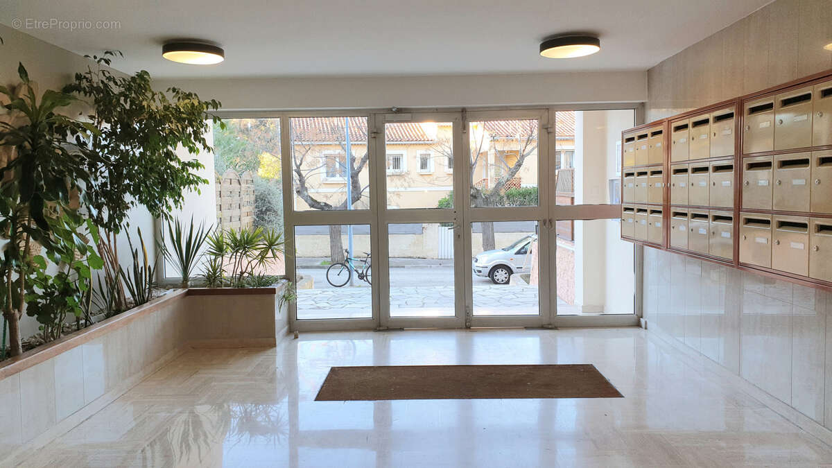 Appartement à SAINT-MANDRIER-SUR-MER