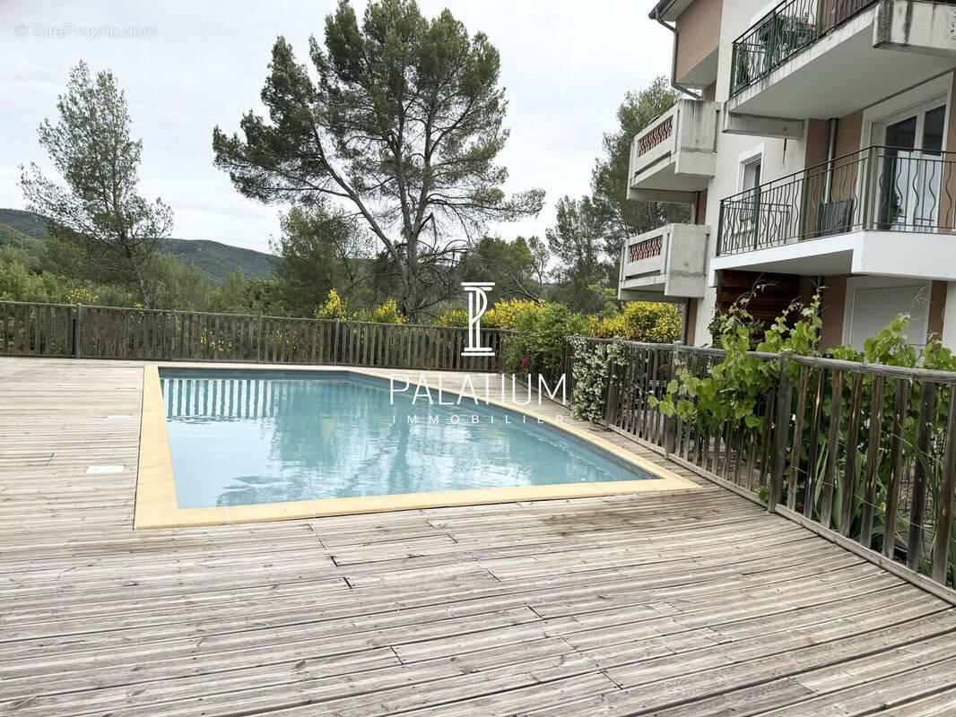Appartement à GREOUX-LES-BAINS