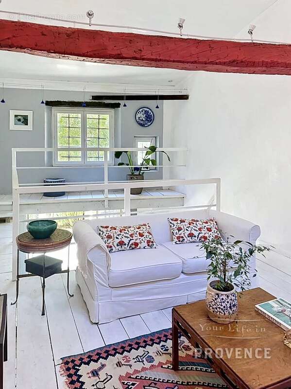 Maison à LORGUES