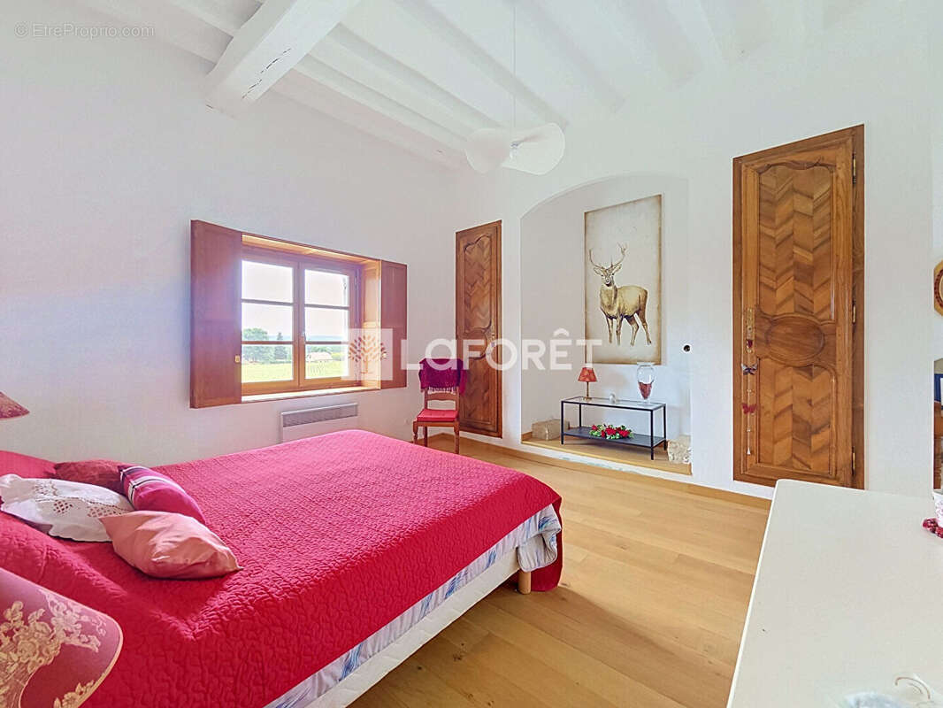 Demeure béarnaise avec piscine entre Salies de Béarn et Orthez 8 pièces 290m² - photo 15