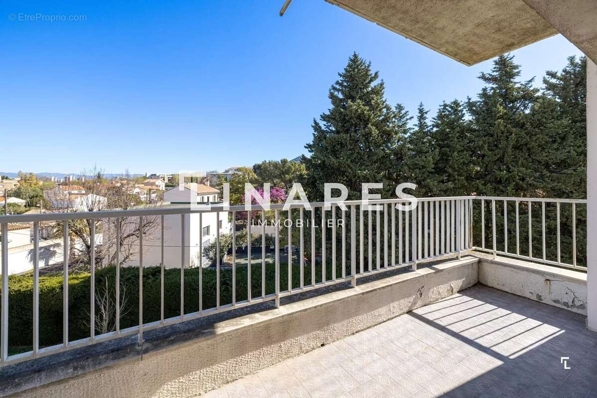 Appartement à MARSEILLE-9E
