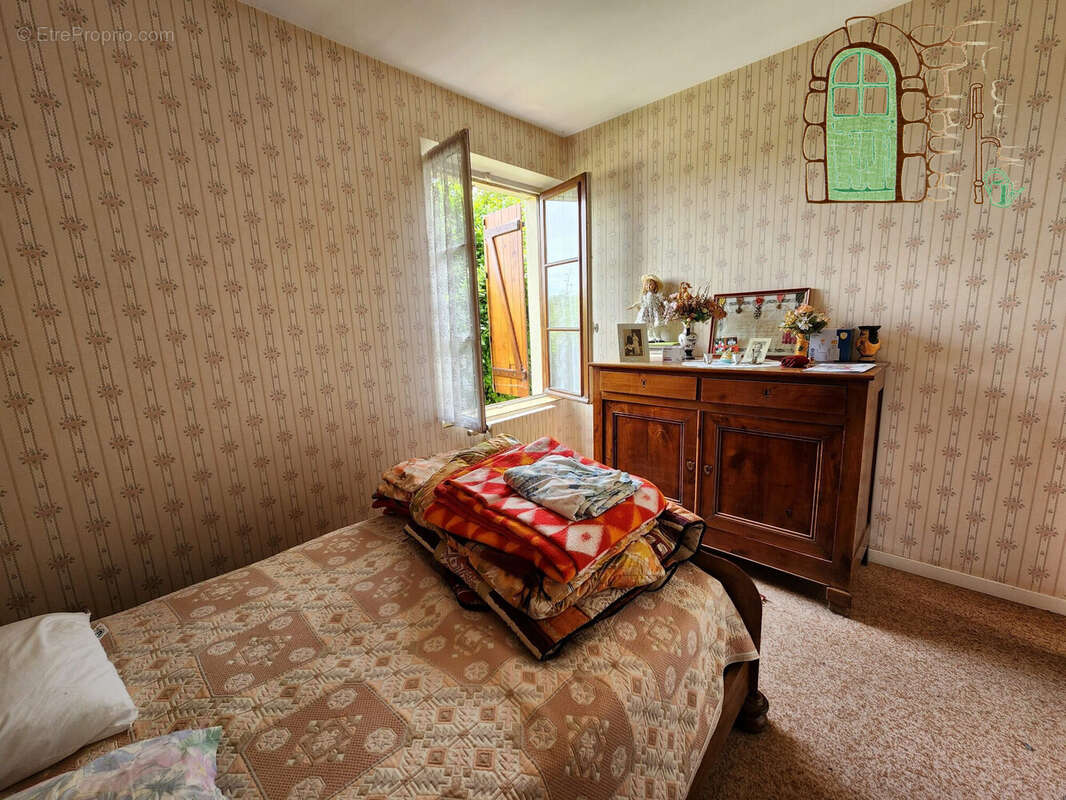 Maison 73 m² à Boursay  - photo 2