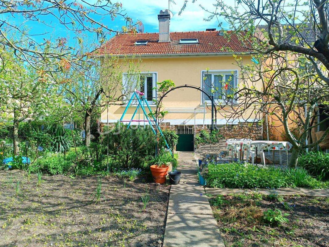 Aulnay Sud – Grande maison familiale 150 m² au pied du Canal de l’Ourcq - photo 15