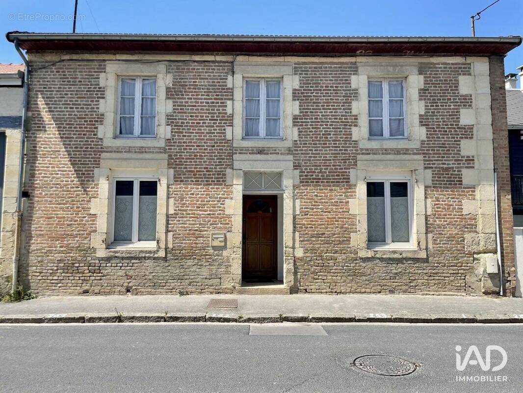 Photo 1 - Maison à ISLES-SUR-SUIPPE