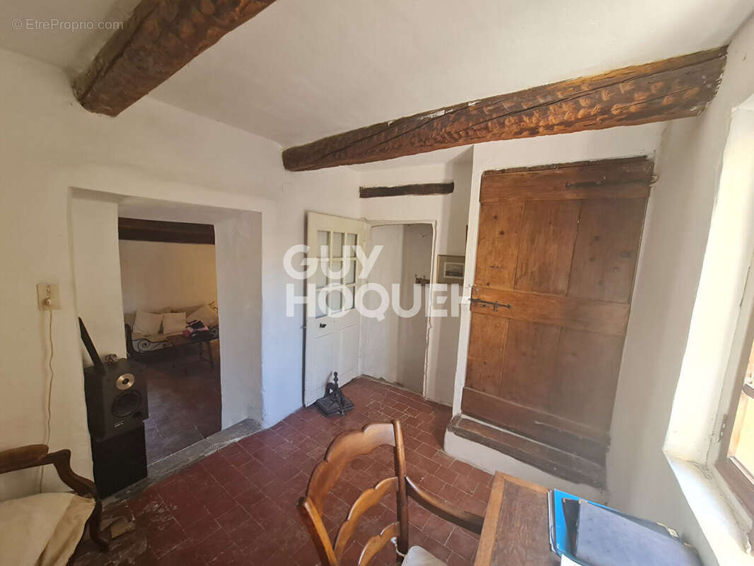 Maison à LE BARROUX