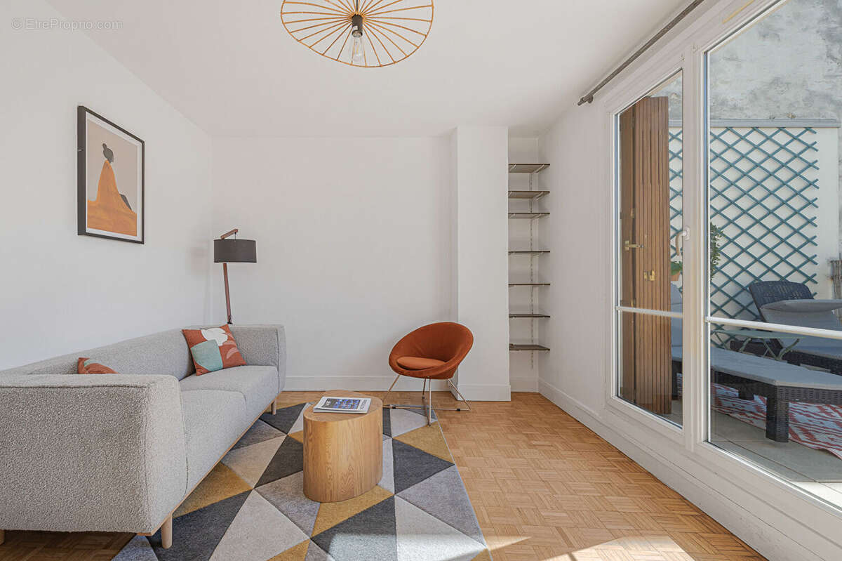 Appartement à PARIS-12E