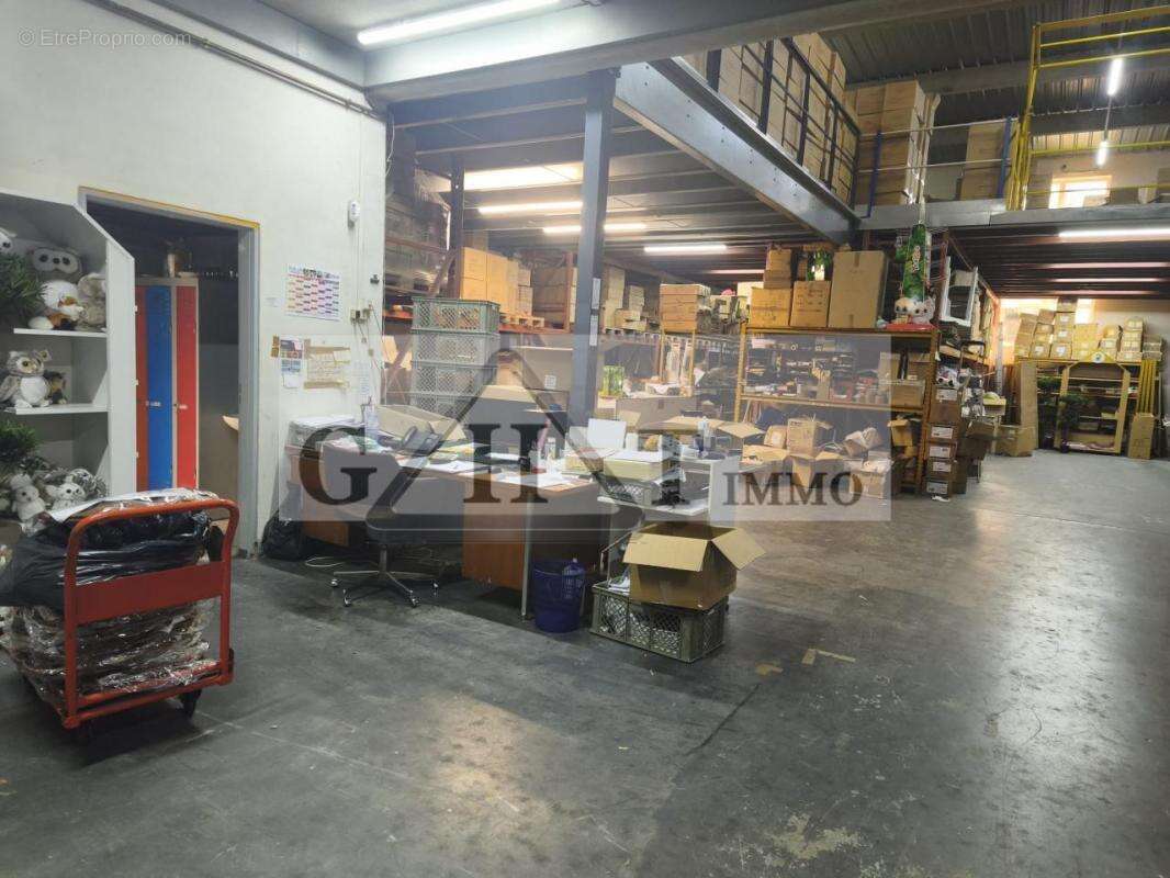 488 m² exclusivite entrepot bureaux a vendre a boissy saint leger - photo 3