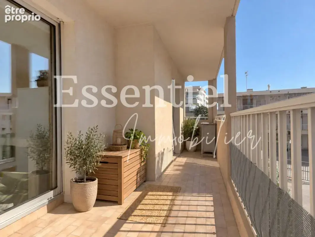 Cros de Cagnes – 2 pièces 51 m² avec 2 terrasses, proche mer - photo 7
