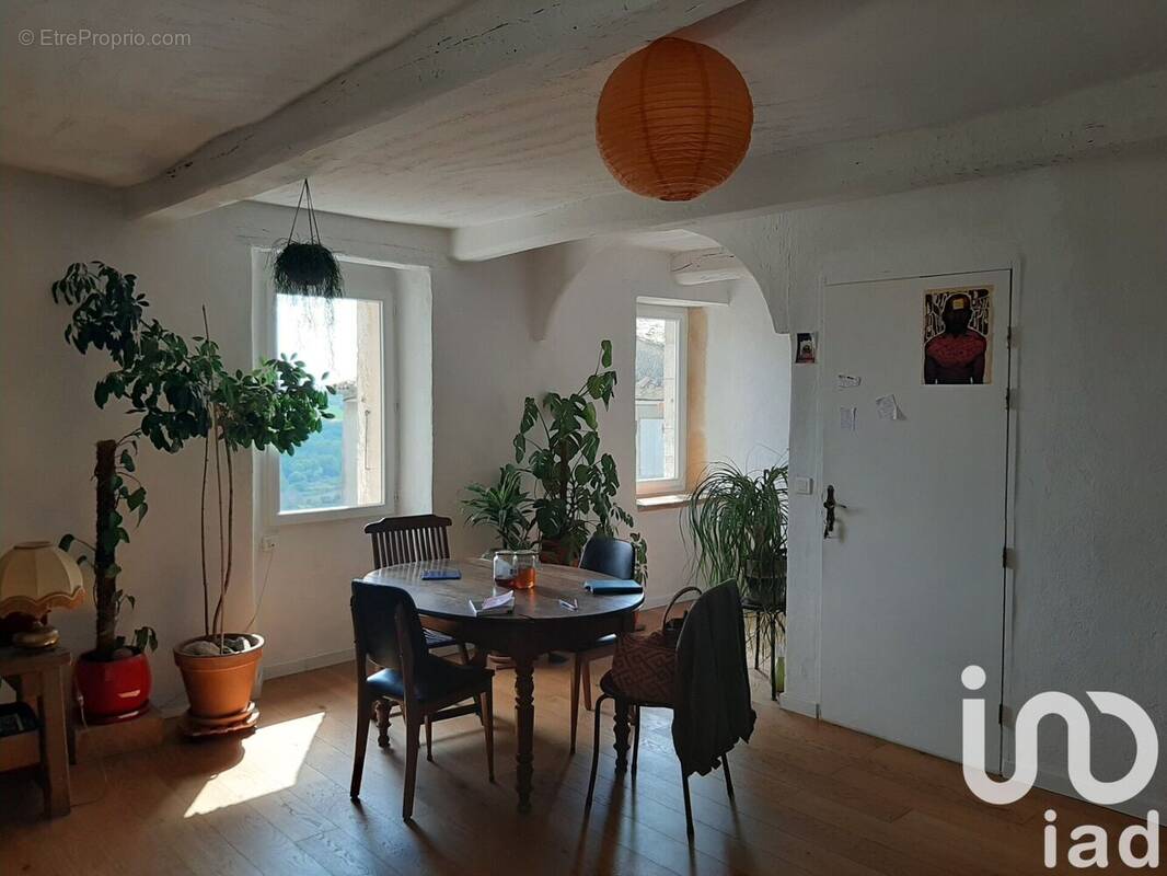 Photo 1 - Appartement à PUIMOISSON