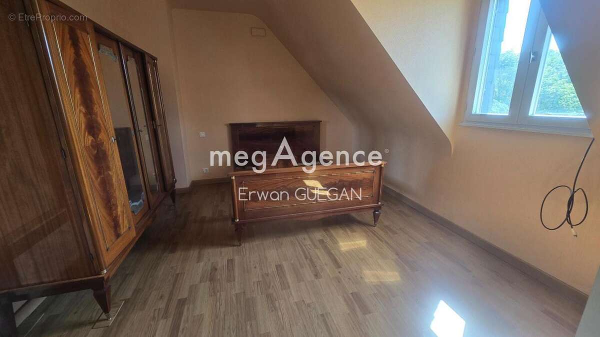 Maison à SAINT-GONNERY