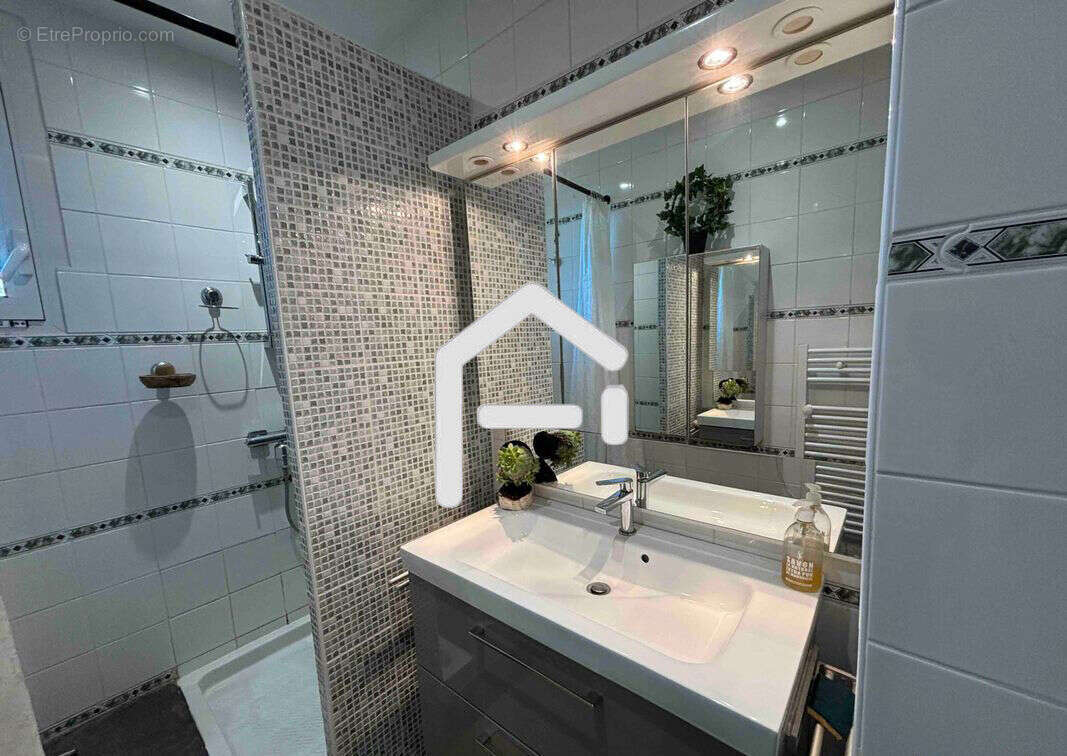 Maison à MARSEILLE-10E