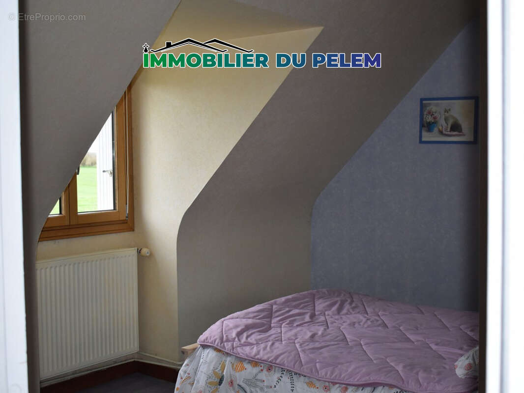 Maison à GLOMEL
