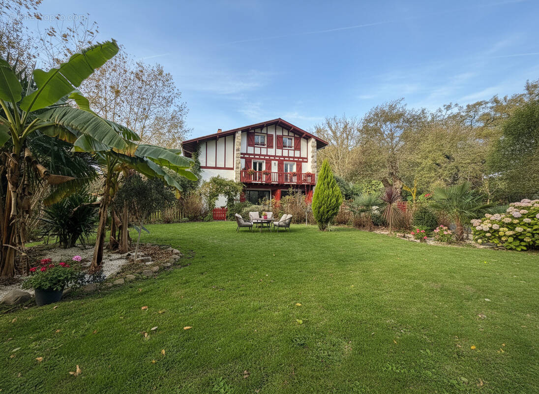 Maison à URRUGNE