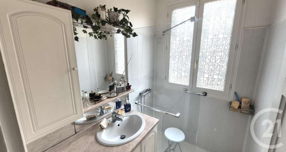 Maison à BONNEUIL-SUR-MARNE