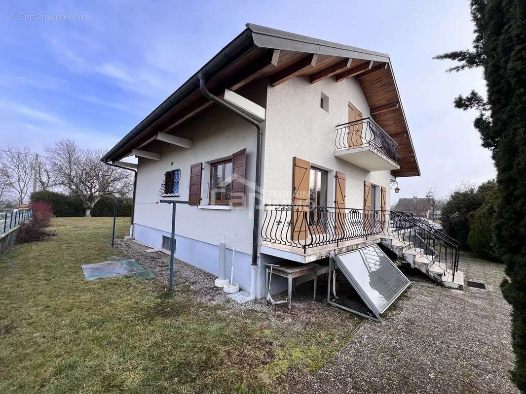 Maison à ARMOY