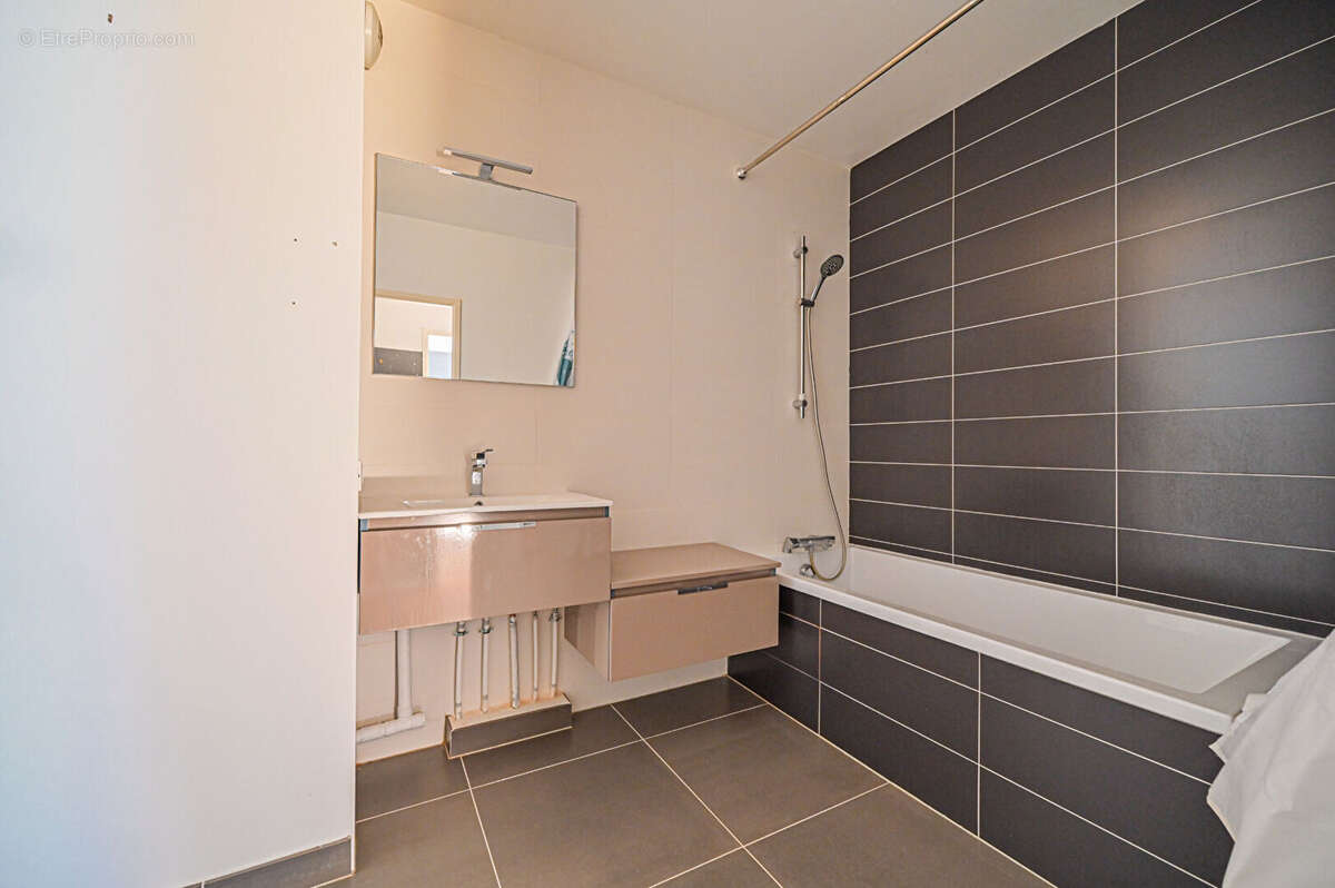 Appartement à CHATILLON