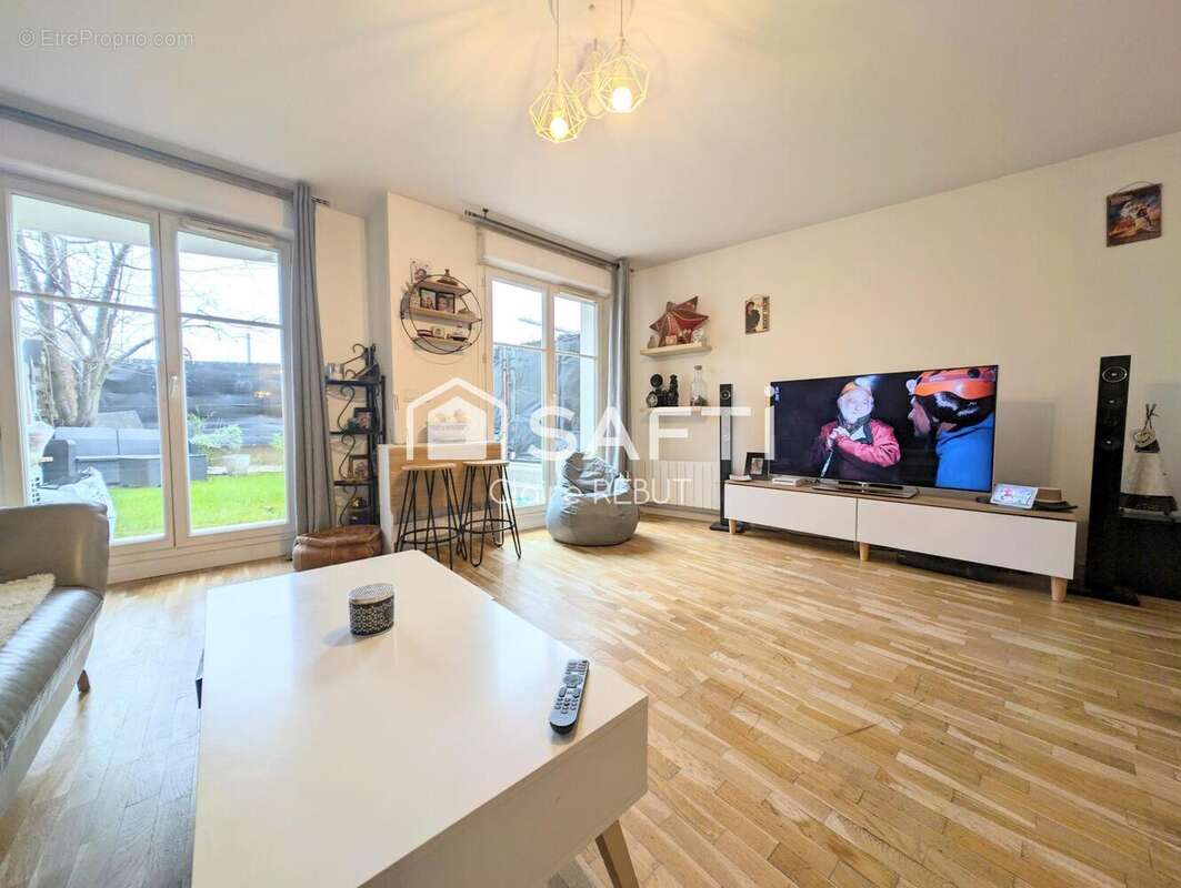 Photo 3 - Appartement à LES PAVILLONS-SOUS-BOIS