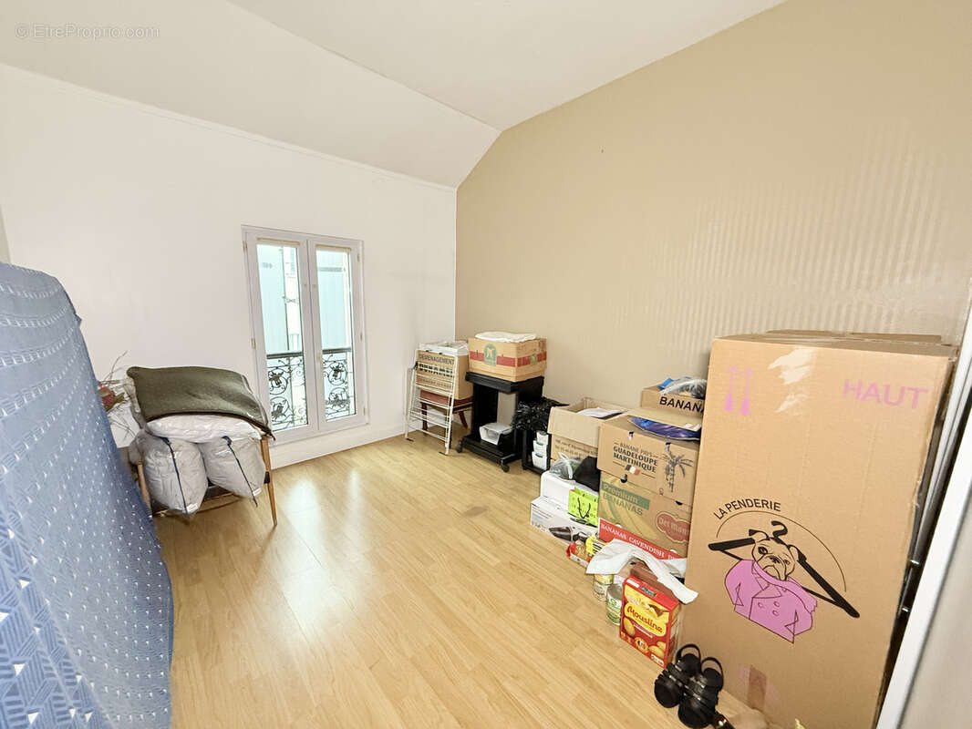 Autre à RUEIL-MALMAISON