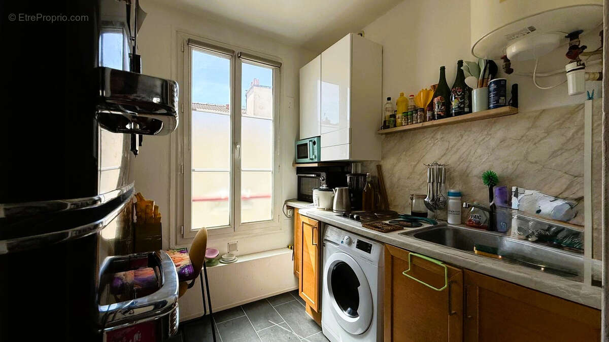 Appartement à PARIS-11E