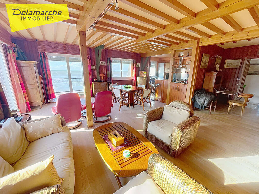 Appartement à HAUTEVILLE-SUR-MER