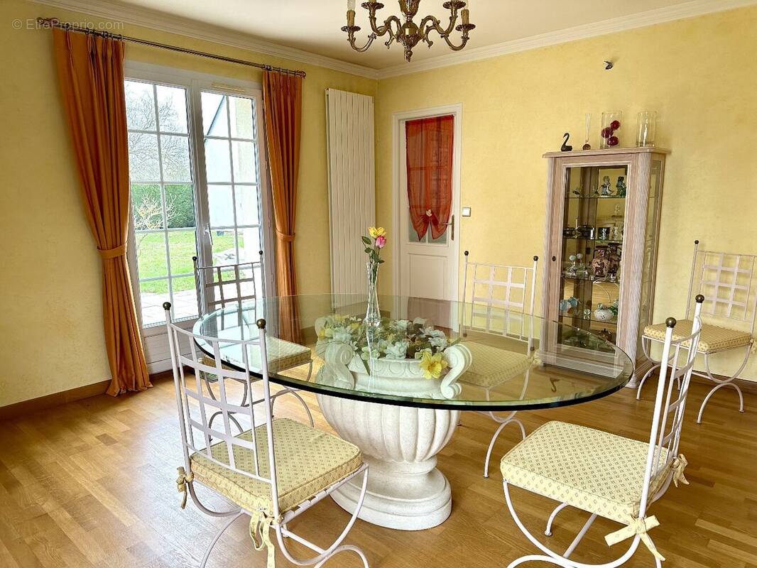 Maison à BALLAN-MIRE