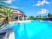 Maison à MANDELIEU-LA-NAPOULE