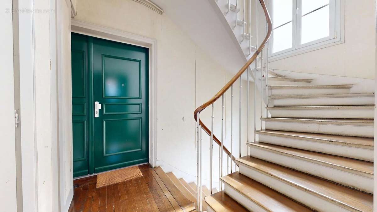 Appartement 60 m² à Villemomble  - photo 14